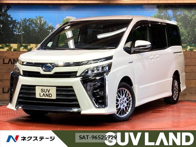 Toyota VOXY 2017-09 8217302-0