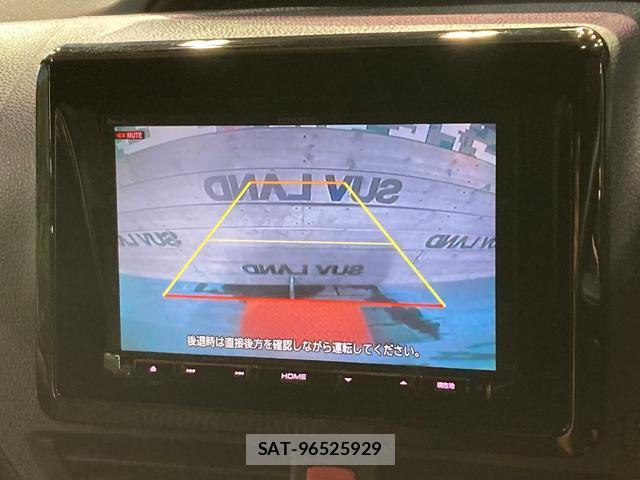 Toyota VOXY 2017-09 8217302-4