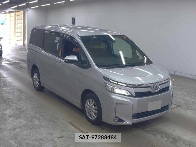 Toyota VOXY 2018-12 8217358-0