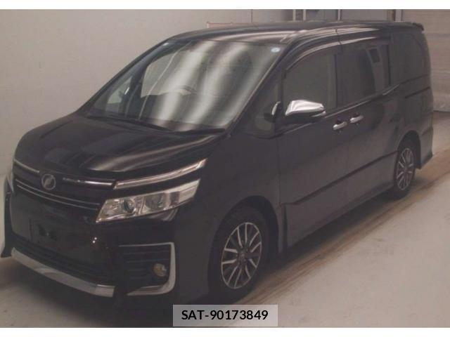 Toyota VOXY 2015-04 8217865-3