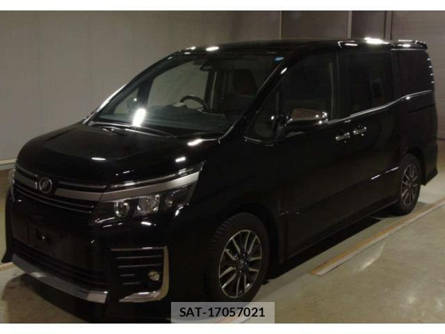 Toyota VOXY 2017-02 8217993-3