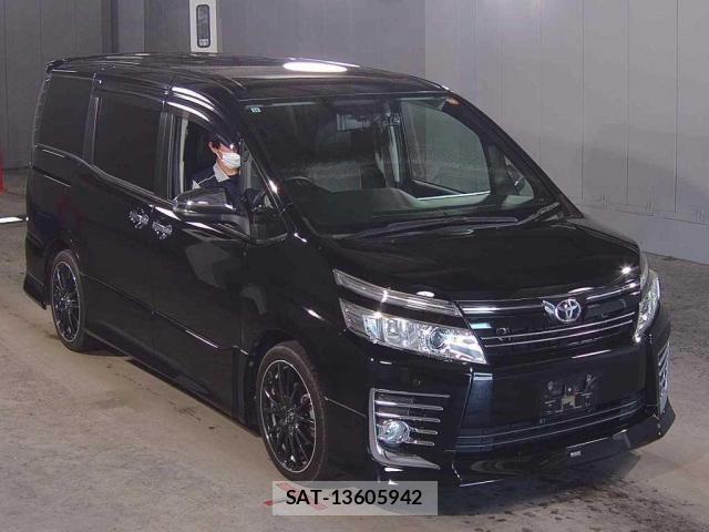 Toyota VOXY 2015-10 8218092-0