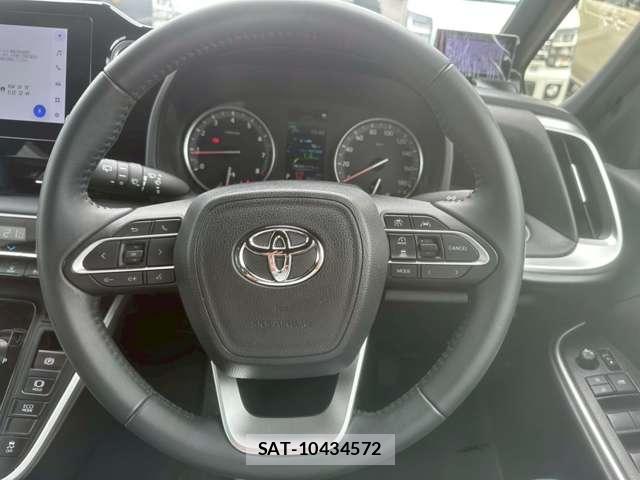 Toyota VOXY 2022-02 8218175-7