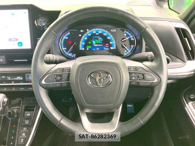 Toyota VOXY 2024-03 8218325-12