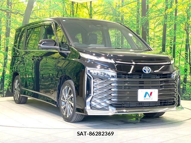 Toyota VOXY 2024-03 8218325-17