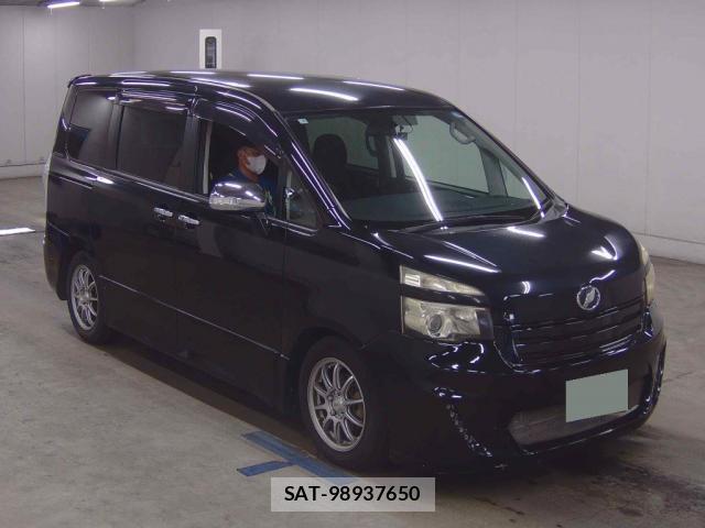 Toyota VOXY 2011-02 8218361-0
