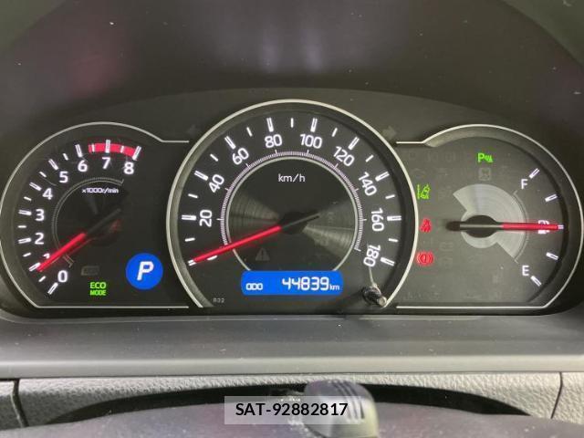 Toyota VOXY 2020-02 8218482-13