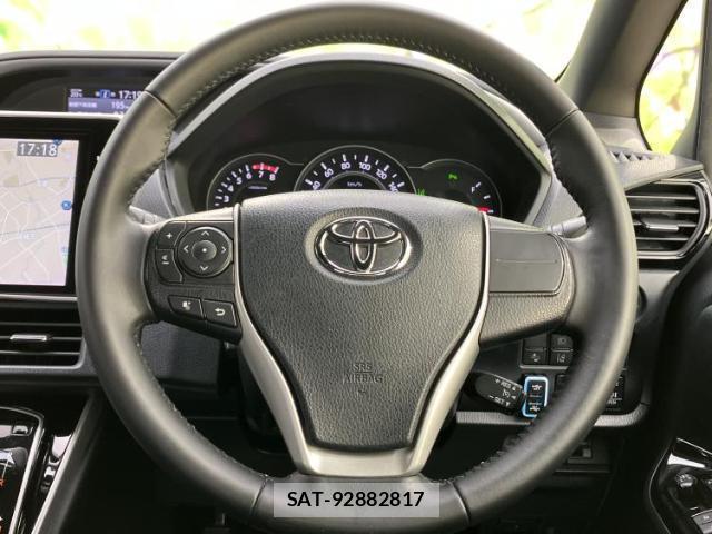 Toyota VOXY 2020-02 8218482-14