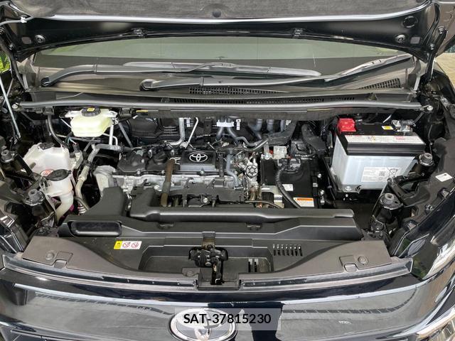 Toyota VOXY 2025-12 8218507-18