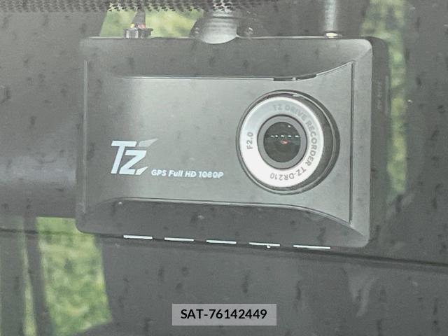 Toyota VOXY 2023-07 8218535-6