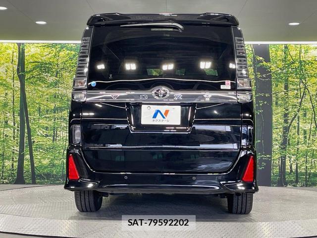 Toyota VOXY 2020-09 8218537-15