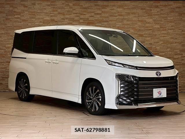 Toyota VOXY 2024-07 8218705-14