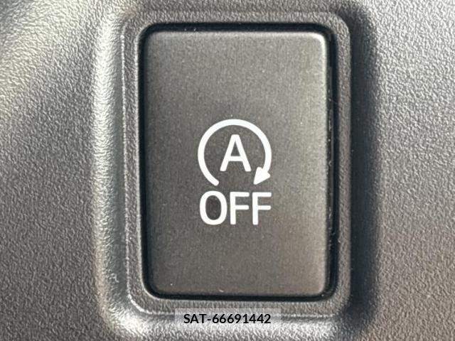 Toyota VOXY 2019-05 8218751-14