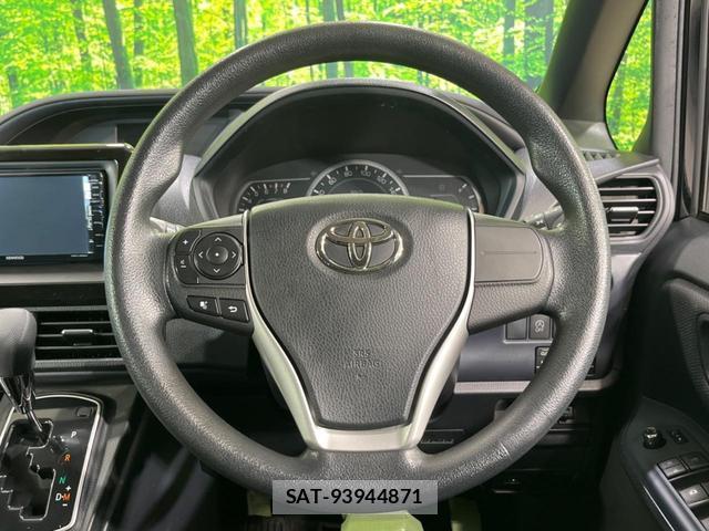Toyota VOXY 2015-07 8219140-12