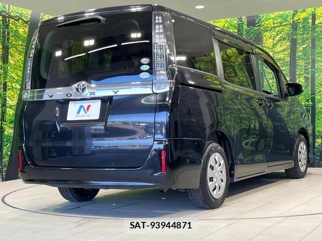 Toyota VOXY 2015-07 8219140-18