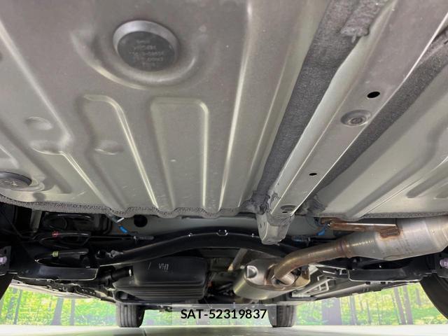 Toyota VOXY 2025-04 8219151-18