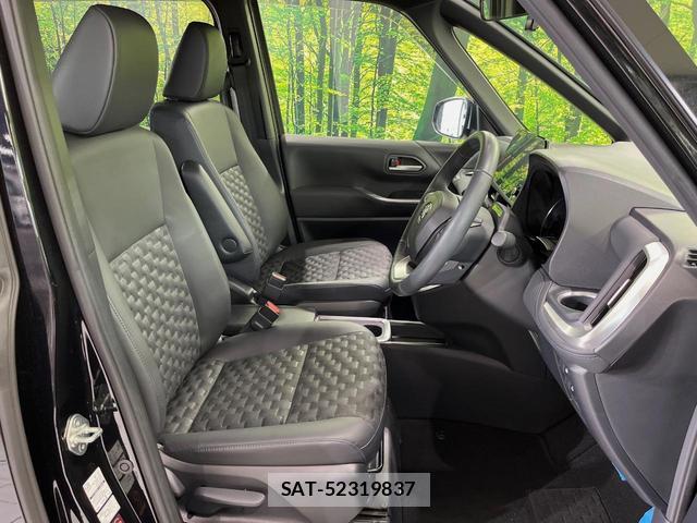 Toyota VOXY 2025-04 8219151-6