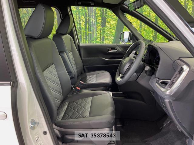 Toyota VOXY 2026-06 8219152-6