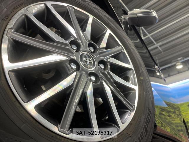 Toyota VOXY 2015-10 8219186-14