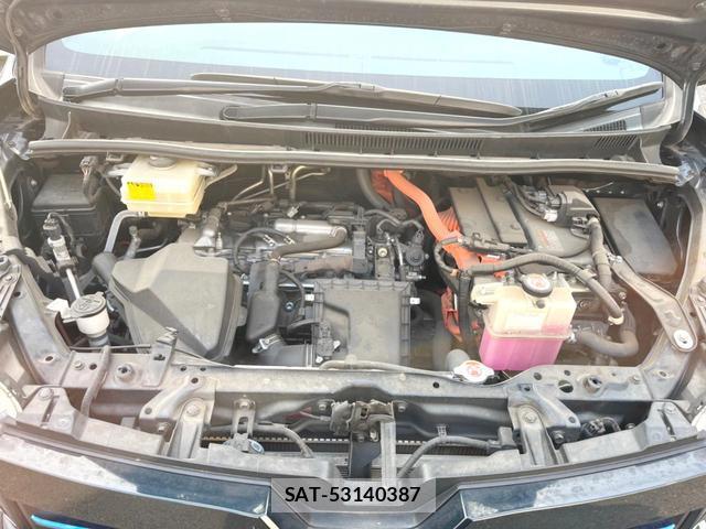 Toyota VOXY 2018-03 8219189-18