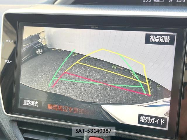 Toyota VOXY 2018-03 8219189-3