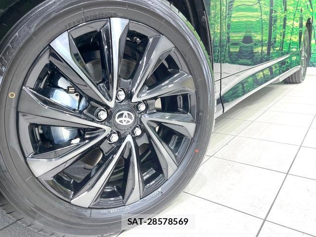 Toyota VOXY 2026-06 8219278-15