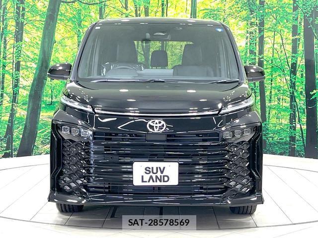 Toyota VOXY 2026-06 8219278-16