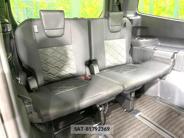 Toyota VOXY 2026-06 8219279-11