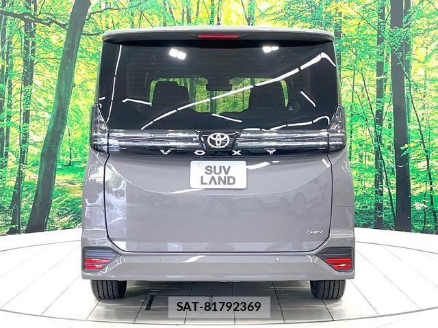 Toyota VOXY 2026-06 8219279-15