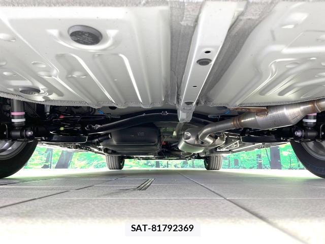 Toyota VOXY 2026-06 8219279-18