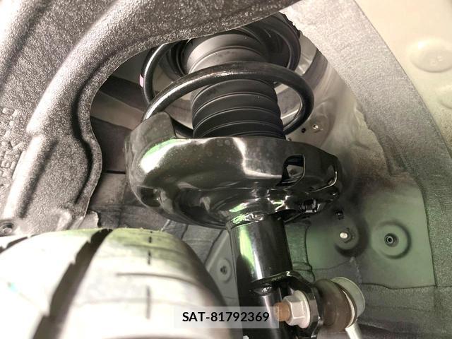 Toyota VOXY 2026-06 8219279-19