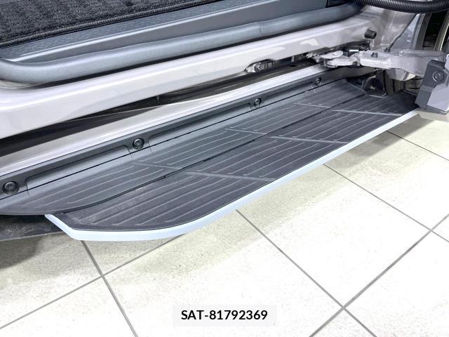 Toyota VOXY 2026-06 8219279-5
