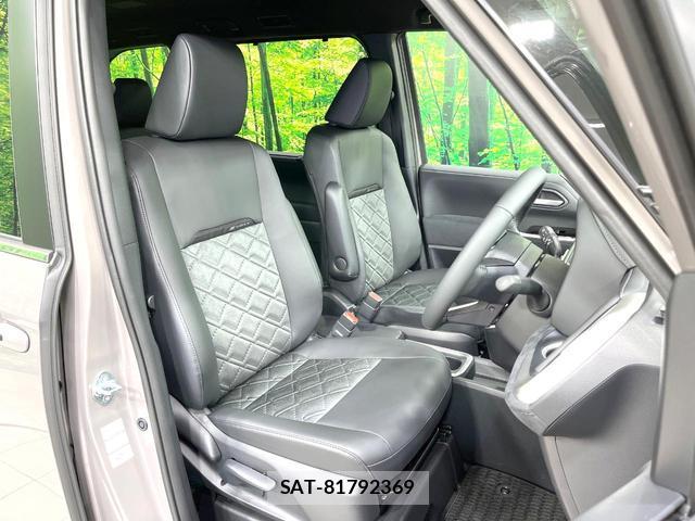 Toyota VOXY 2026-06 8219279-9