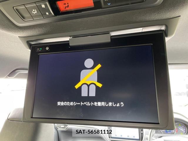 Toyota VOXY 2021-09 8219293-3