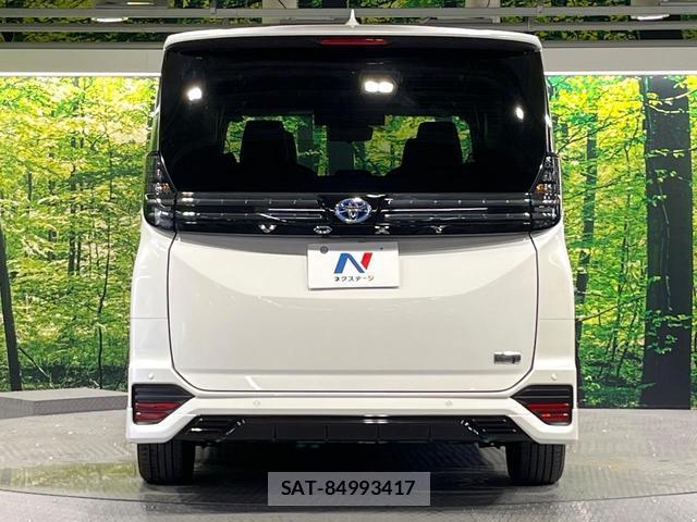 Toyota VOXY 2024-06 8219331-14