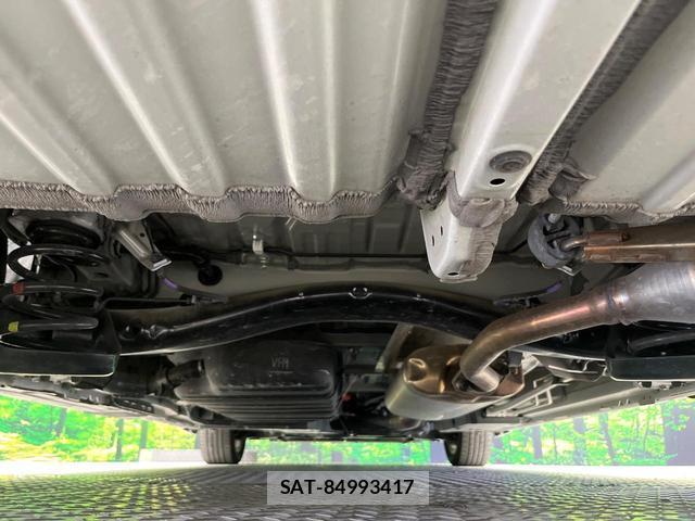 Toyota VOXY 2024-06 8219331-18