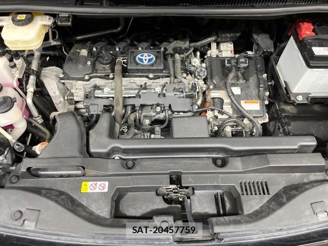 Toyota VOXY 2023-02 8219337-18