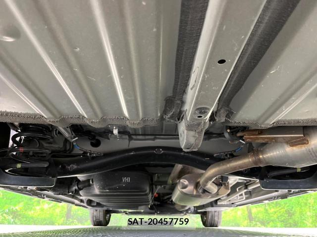 Toyota VOXY 2023-02 8219337-19