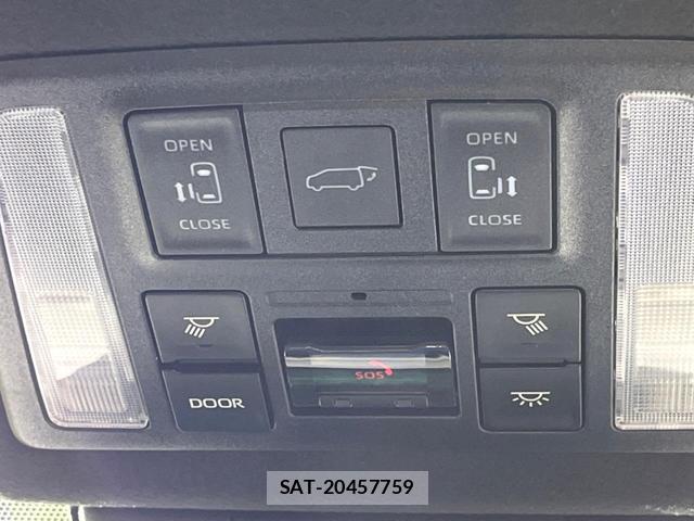 Toyota VOXY 2023-02 8219337-5