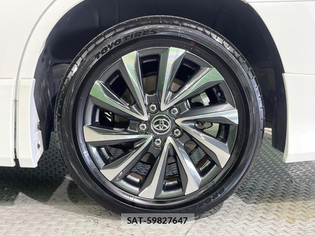 Toyota VOXY 2023-12 8219340-13