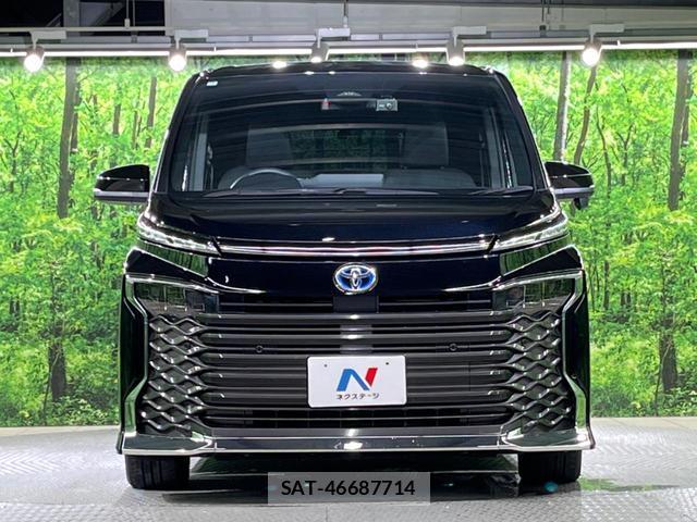 Toyota VOXY 2024-04 8219342-15