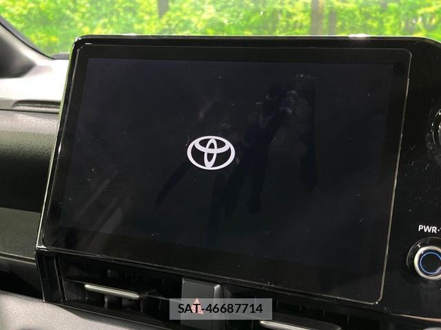 Toyota VOXY 2024-04 8219342-2