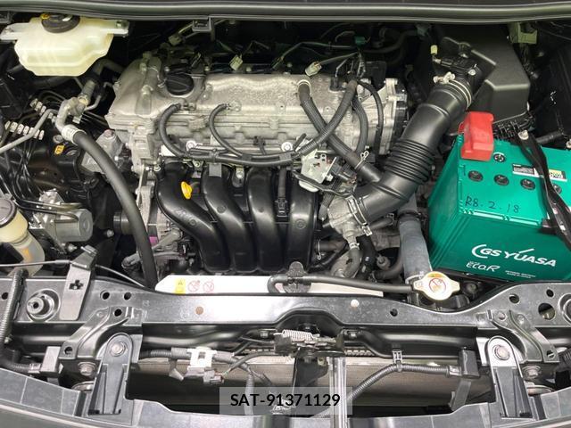 Toyota VOXY 2019-03 8219375-16