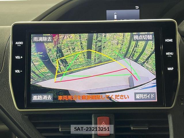 Toyota VOXY 2019-10 8219385-5