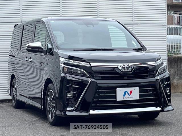 Toyota VOXY 2020-11 8219422-15