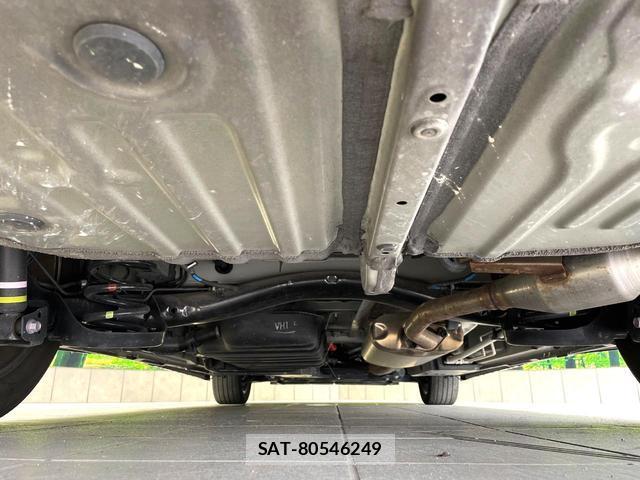 Toyota VOXY 2024-02 8219523-18