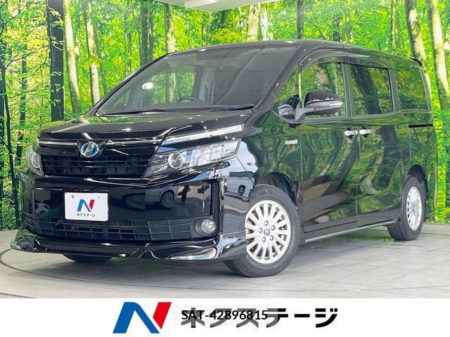 Toyota VOXY 2015-06 8219534-0