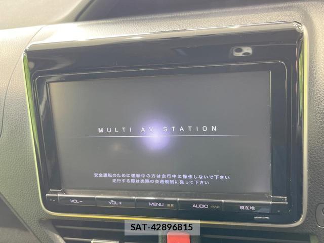 Toyota VOXY 2015-06 8219534-2