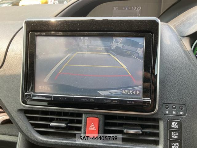 Toyota VOXY 2015-02 8219583-14