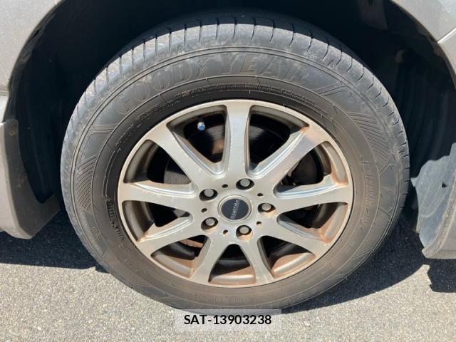 Toyota VOXY 2007-01 8219648-4